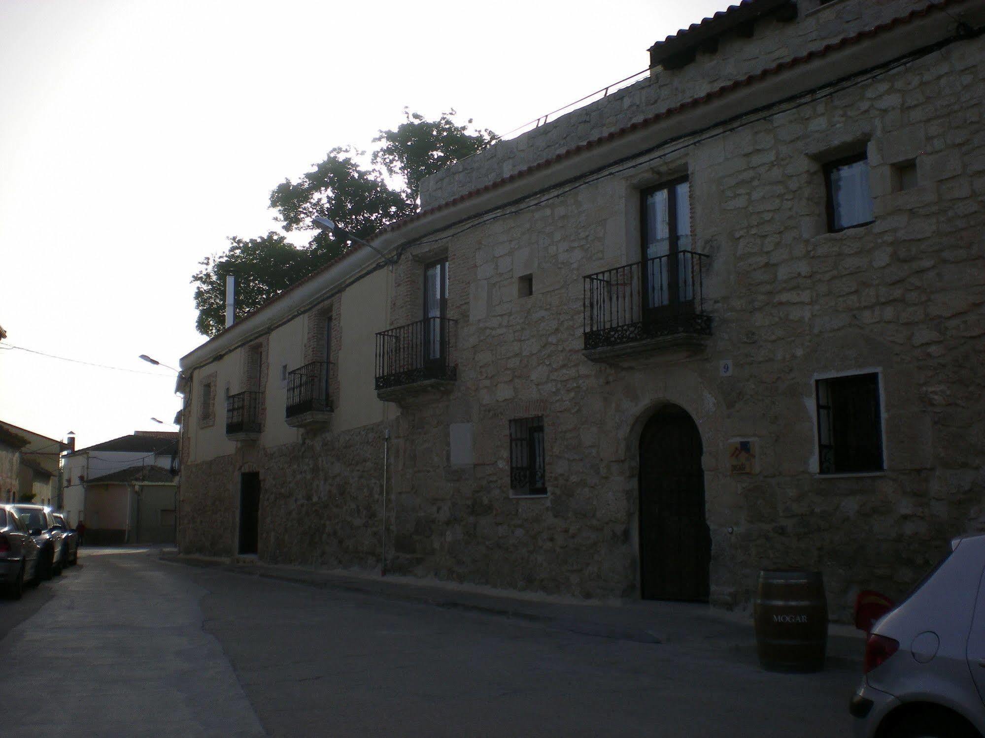 Posada La Casona De Valbuena Вальбуэна-де-Дуэро Экстерьер фото